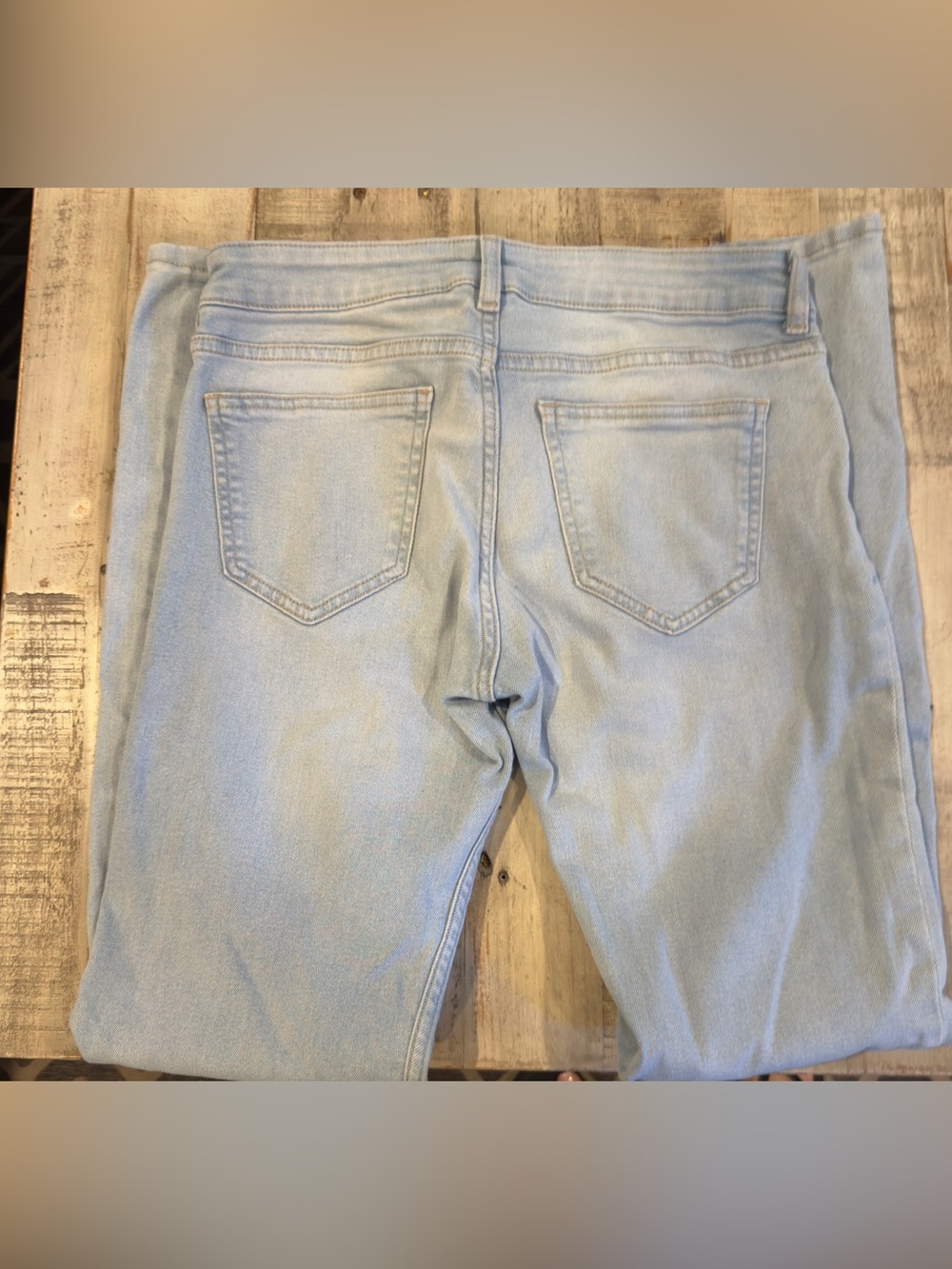 Divided Light Blue Denim Flare Jeans - Picture 4 of 4